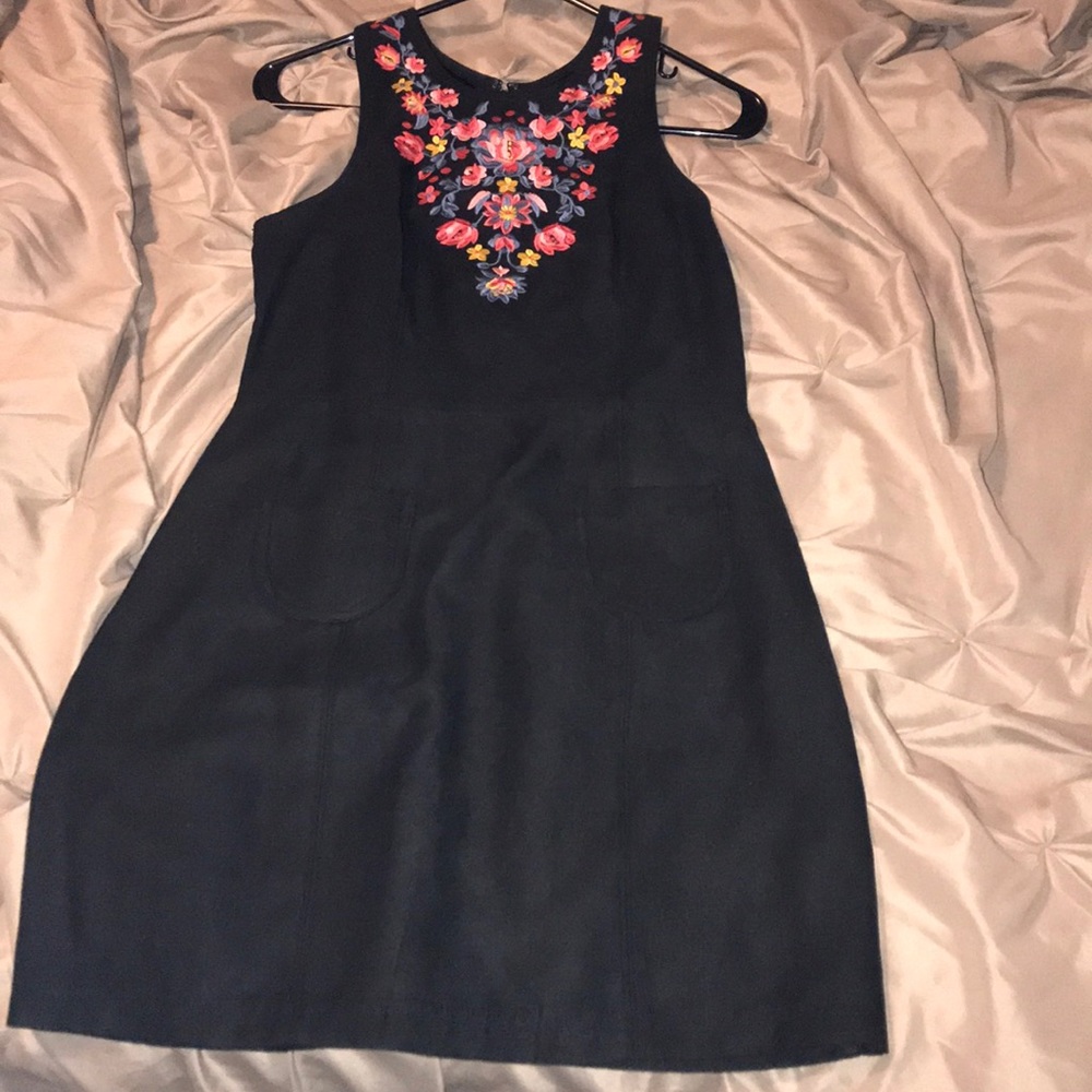 hollister flower black dress